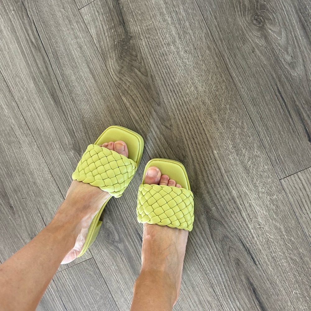 Women's Woven Slide Sandals - Lime Green